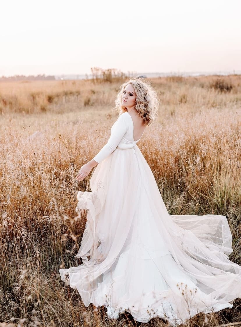 Belly Beautiful - Dress Hire & Photography