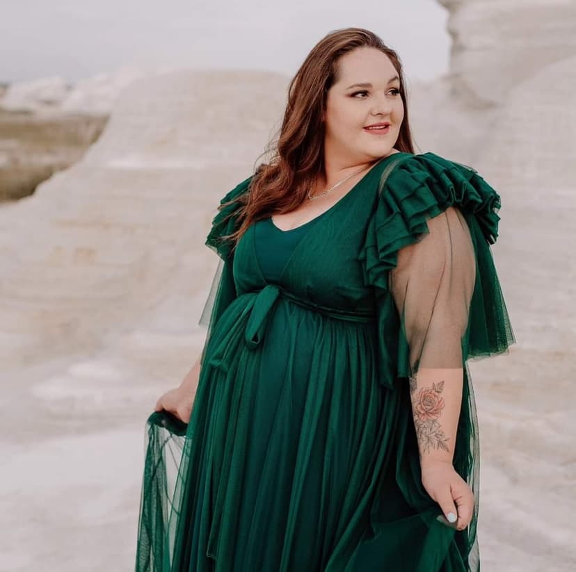 Belly Beautiful - Dress Hire & Photography