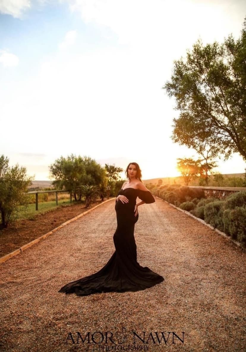 Belly Beautiful - Dress Hire & Photography