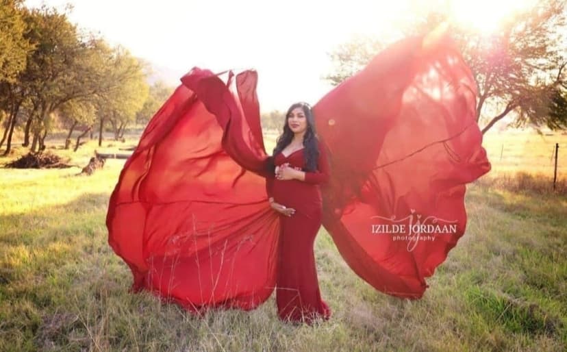 Belly Beautiful - Dress Hire & Photography