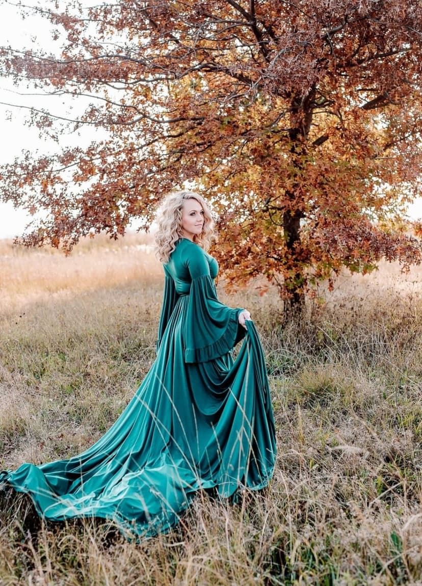 Belly Beautiful - Dress Hire & Photography