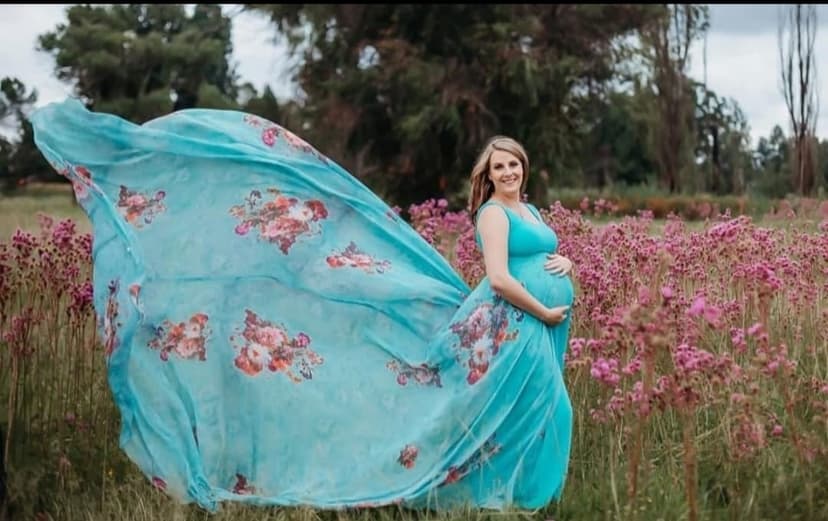 Belly Beautiful - Dress Hire & Photography