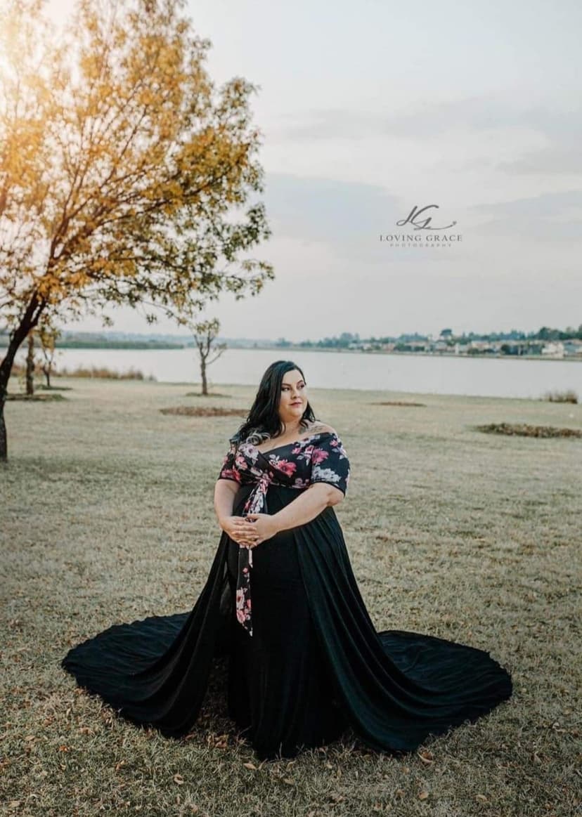 Belly Beautiful - Dress Hire & Photography