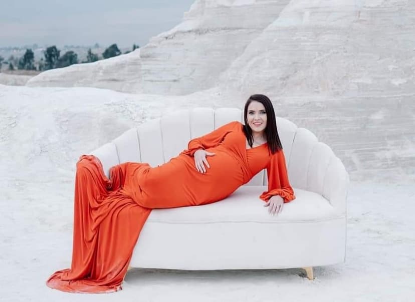 Belly Beautiful - Dress Hire & Photography