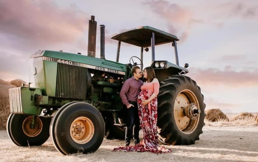 Belly Beautiful - Dress Hire & Photography